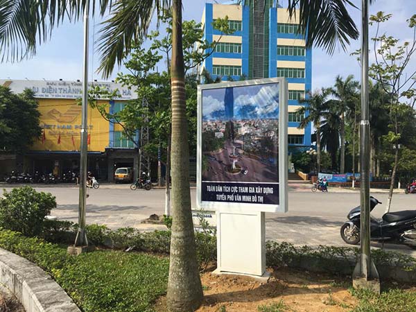 Thi công pano quảng cáo