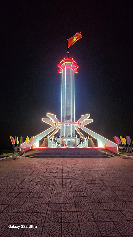 Thi công trang trí đèn Led