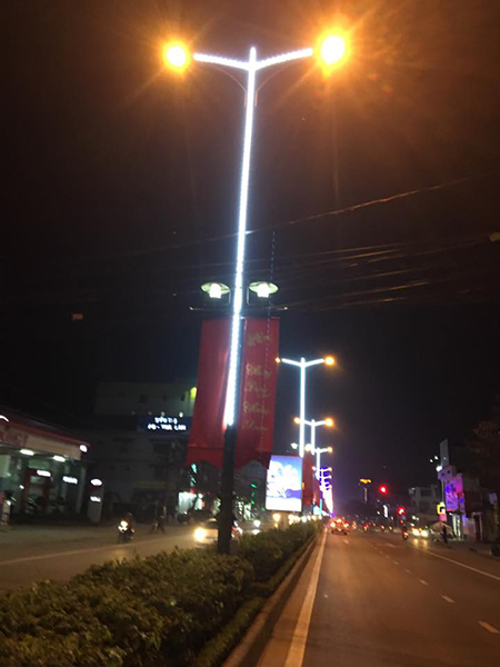 Thi công trang trí đèn Led