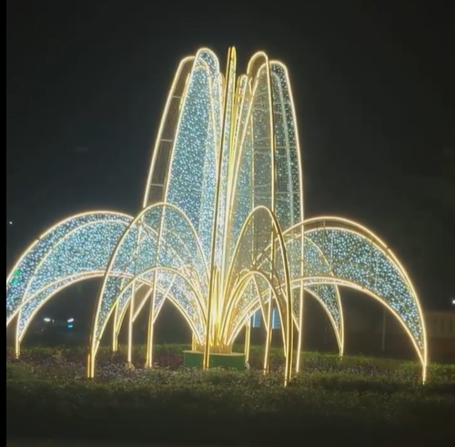 Thi công trang trí đèn Led