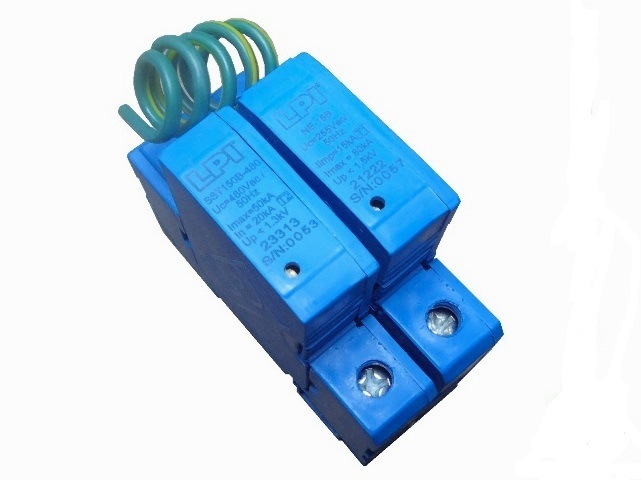 Thiết bị cắt sét đường nguồn 1 pha SST150B-385-NE-15B