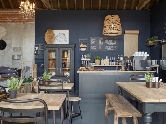 Thiết kế, thi công nội thất quán cafe