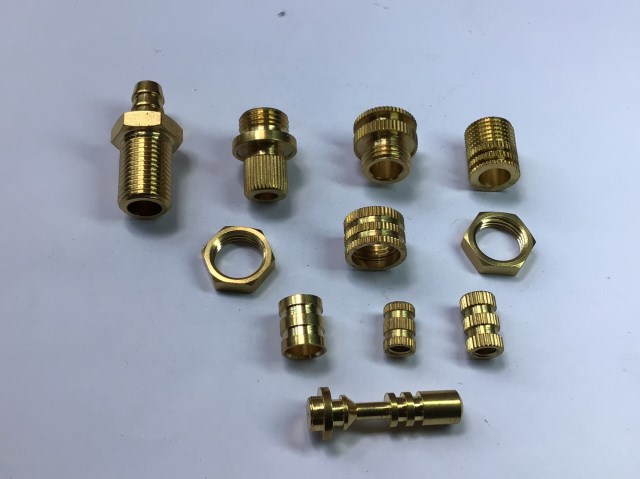 Thiết Bị Trong Bình Phun