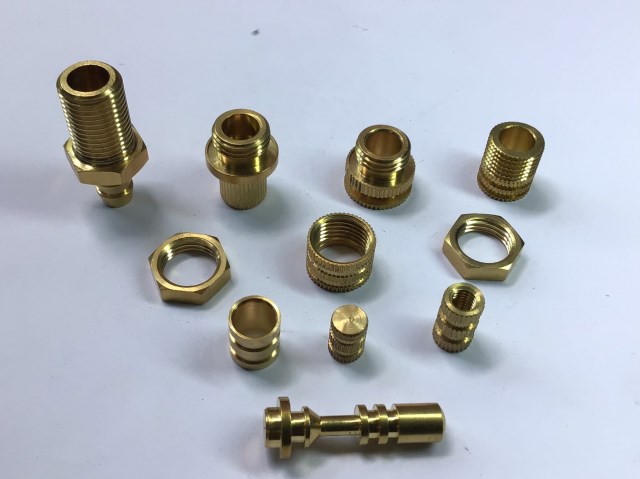 Thiết Bị Trong Bình Phun