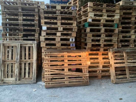 Thu mua pallet gỗ cũ, thùng hàng, ván ép thanh lý
