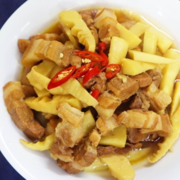 Thịt kho măng