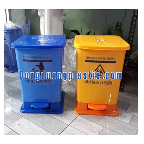 Thùng rác y tế 10L