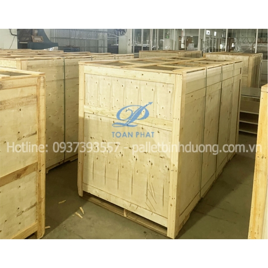 Thùng gỗ Pallet kiện máy