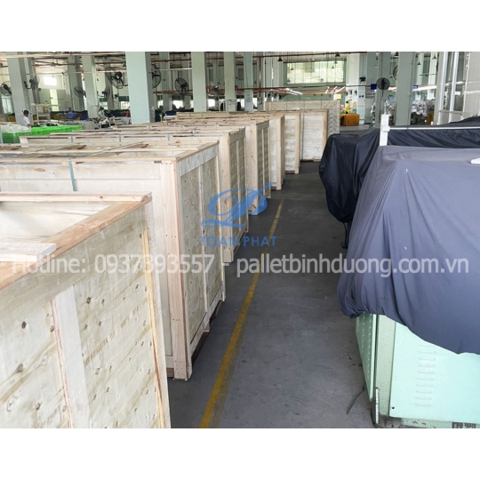 Thùng gỗ Pallet đựng kiện hàng