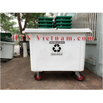 Thùng rác y tế