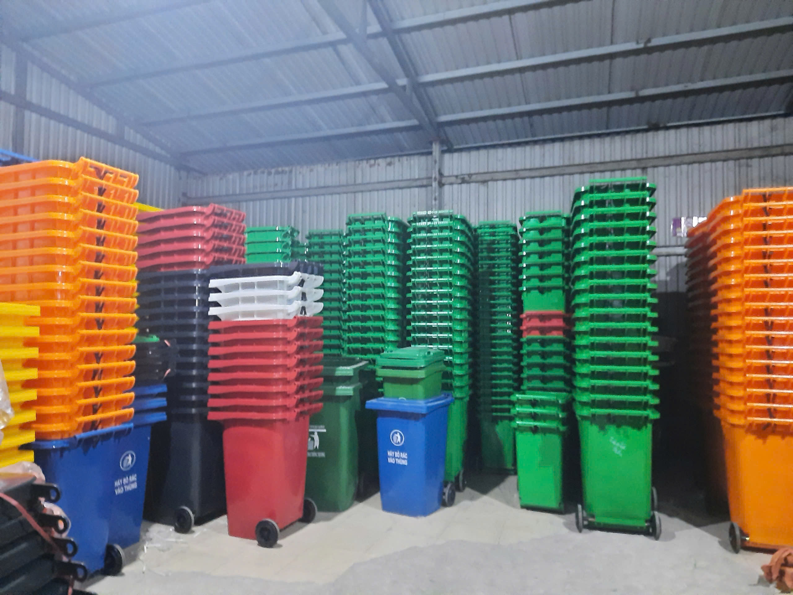 Thùng rác nhựa HDPE