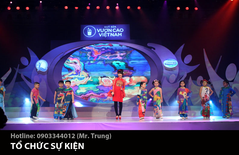 Tổ chức sự kiện