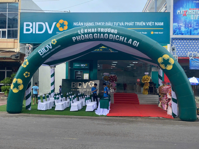 Tổ chức lễ khai trương