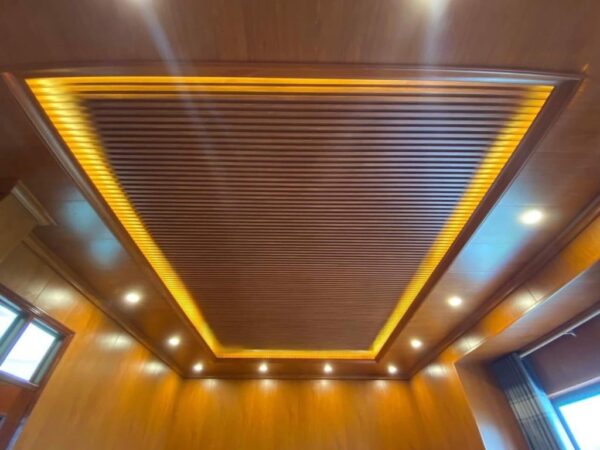 Trần nhựa giả gỗ TLB-01