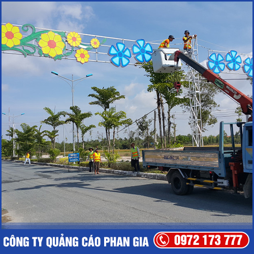 Trang trí đường phố