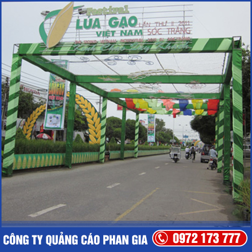 Trang trí hội chợ