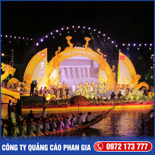 Trang trí hội chợ