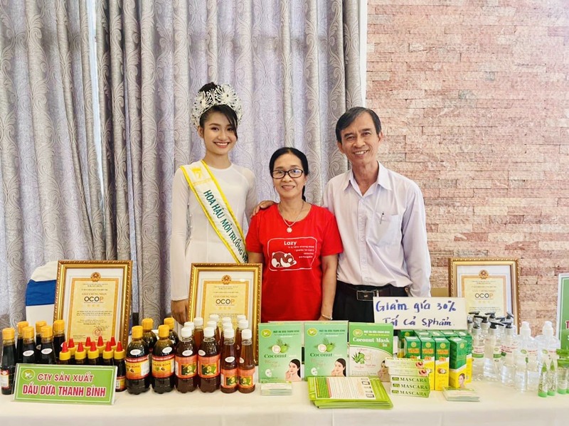 Hình ảnh dầu dừa Thanh Bình tại triển lãm