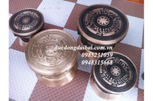 Trống đồng đúc quà tặng