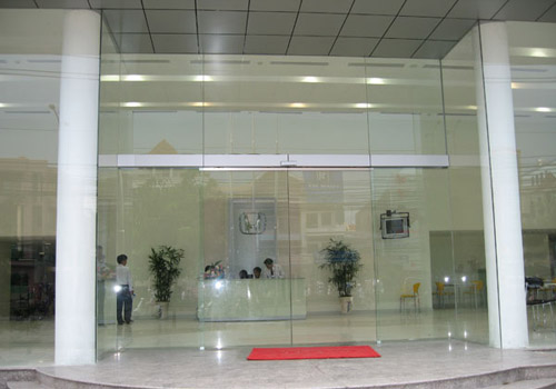 Cửa kính