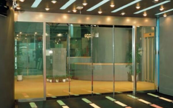 Cửa kính mở trượt tự động TTD-03