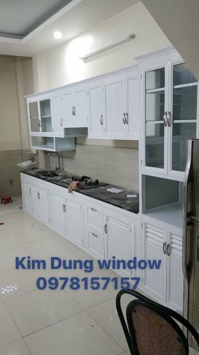 Tủ bếp nhôm kính