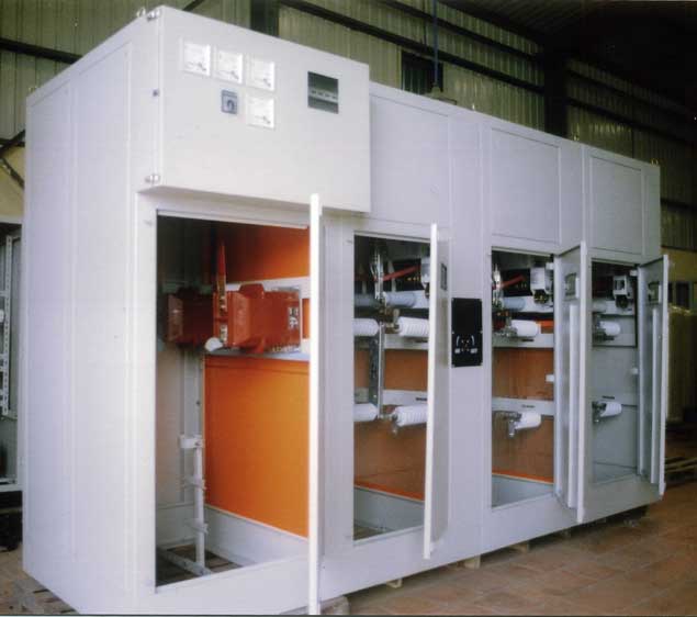 Tủ máy cắt