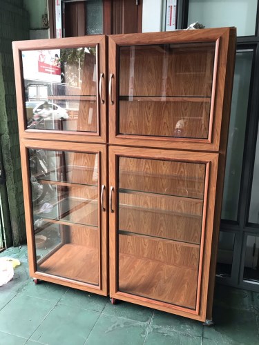 Tủ nhôm kính trưng bày