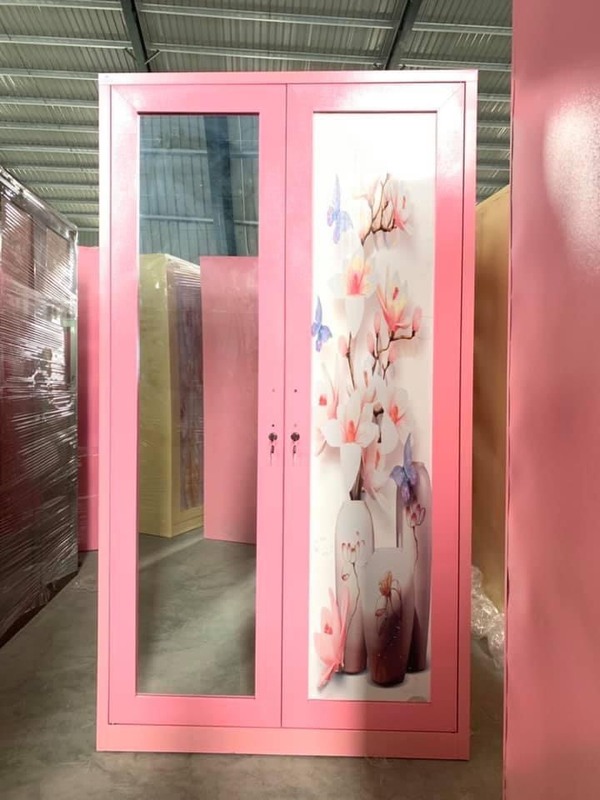 Tủ sắt quần áo