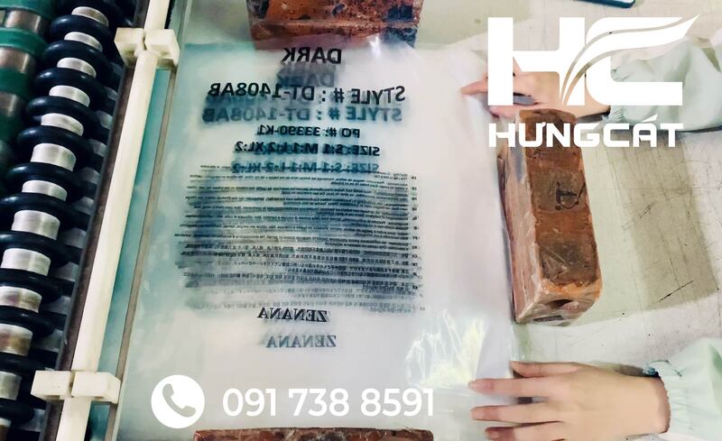 Túi nilon ngành may mặc