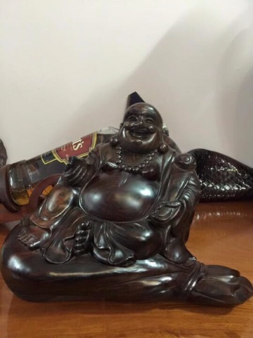 Tượng di lặc đựng rượu