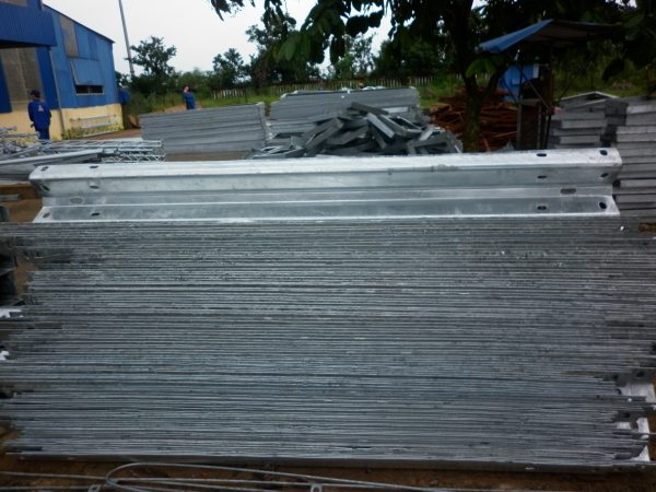 Tưởng hộ lan giao thông