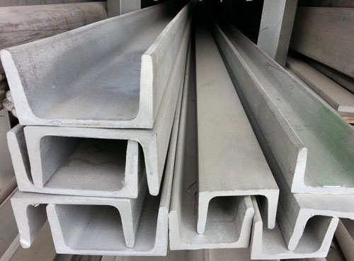 U inox đúc hoặc hàn