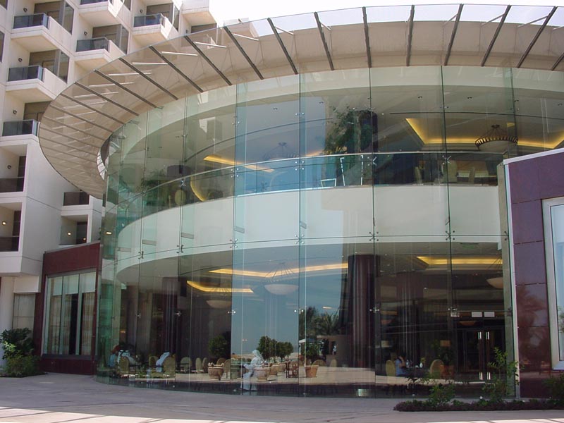 Kính cường lực uốn cong