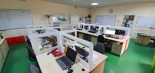 Vách ngăn covid phòng làm việc