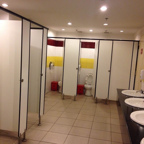 Vách ngăn vệ sinh MFC