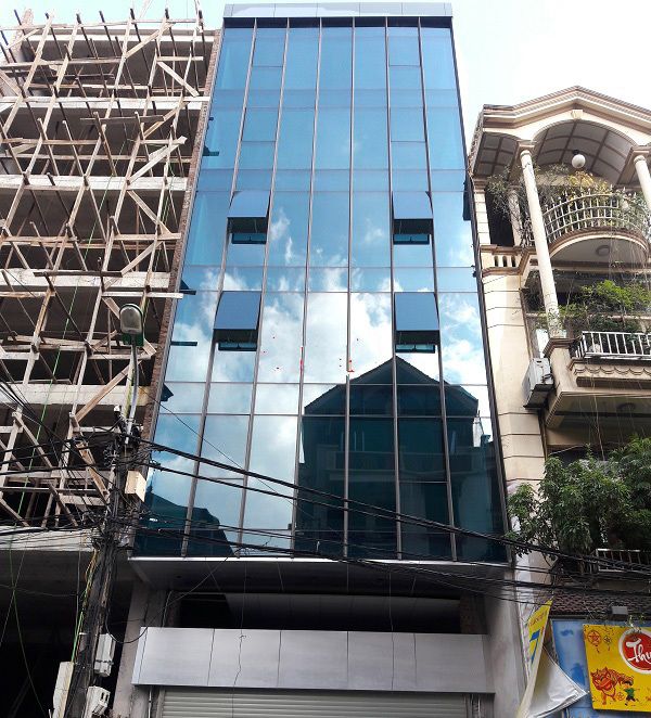 Vách mặt dựng kính