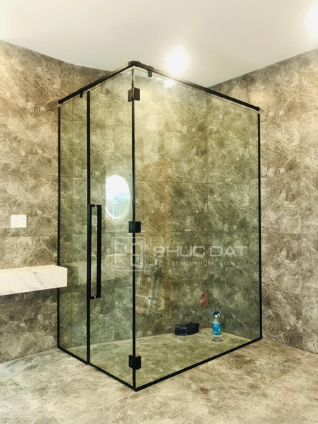Vách tắm kính