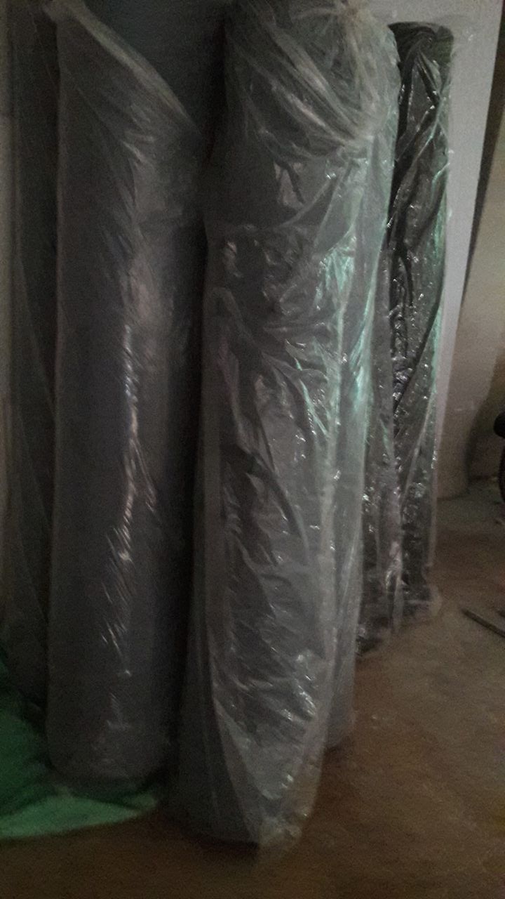 Vải kaki cây màu đen