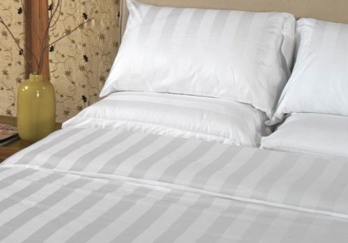 Vải khách sạn kẻ 3cm