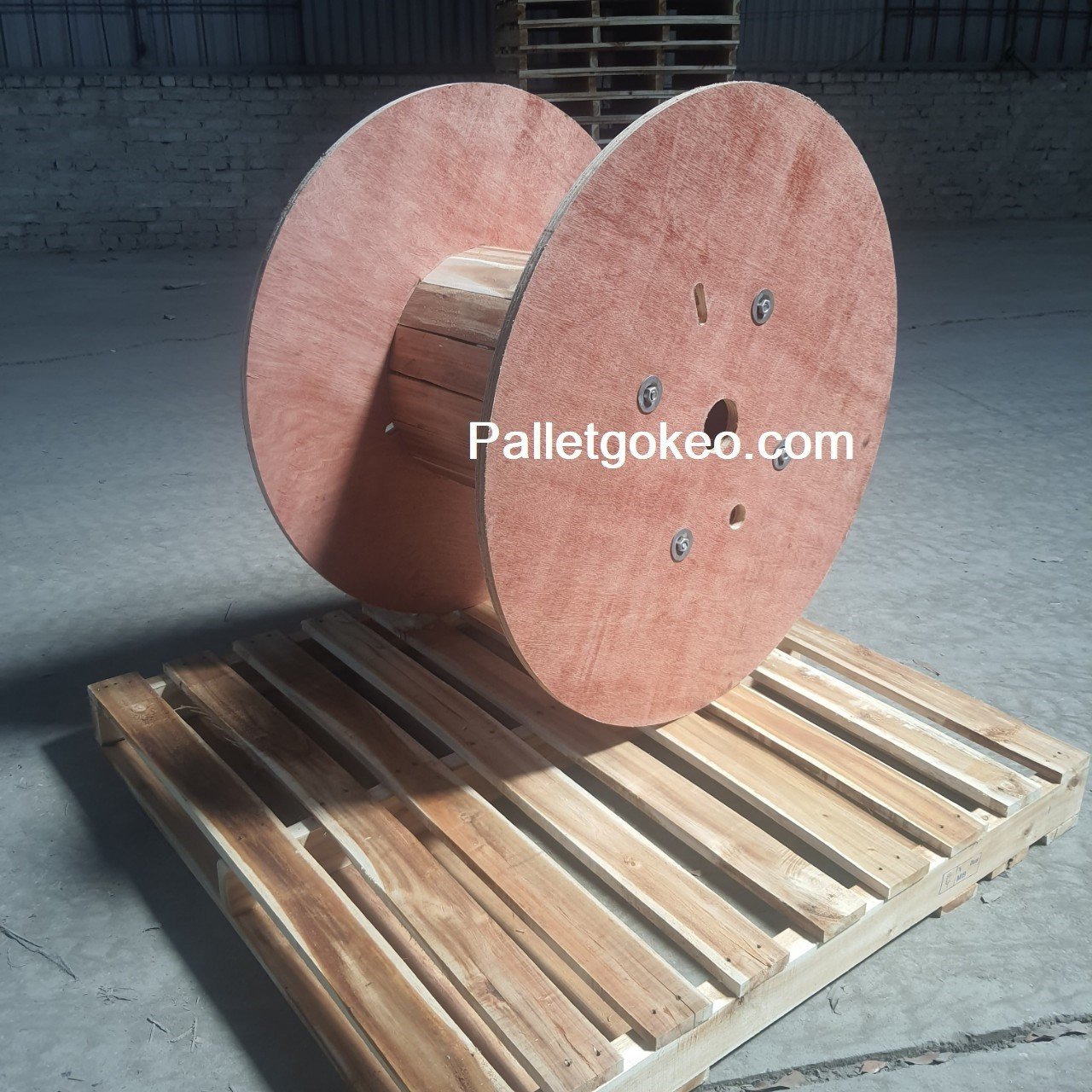 Bobbin gỗ dán