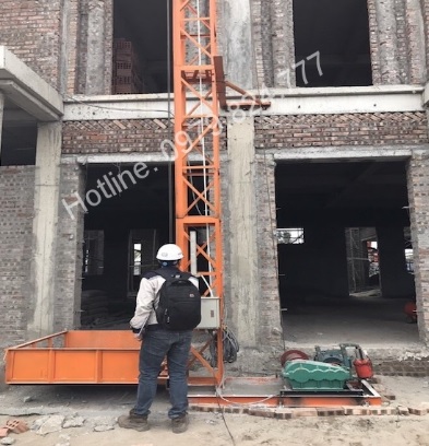 Vận thăng nâng hàng