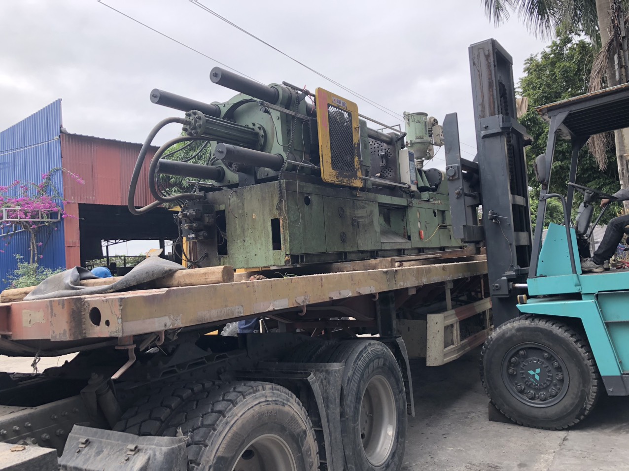 产品与服务