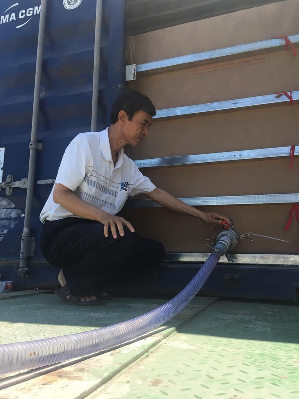 Hình ảnh vận chuyển hàng cho khách
