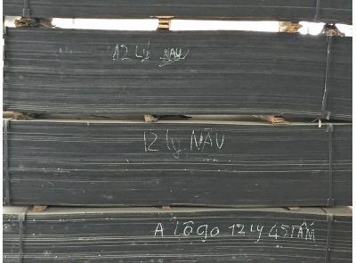 Ván ép phủ phim 1220x2440x18mm