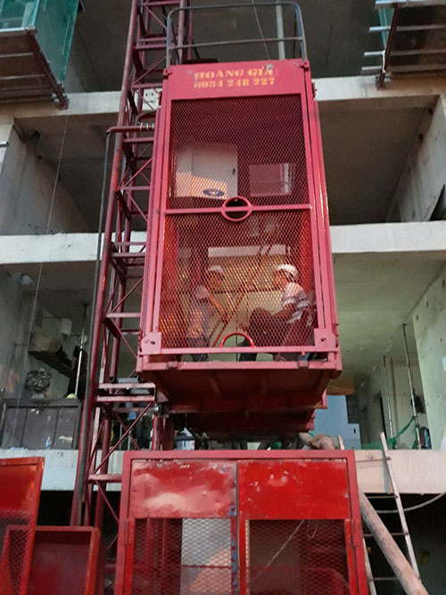 Vận thăng lồng 1 tấn