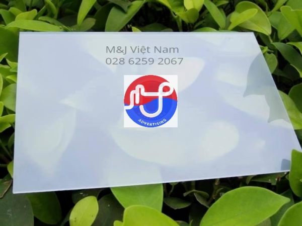 Vật tư ngành quảng cáo