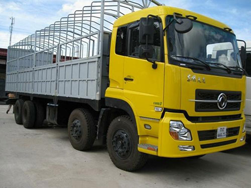 Vận chuyển hàng hóa đường bộ