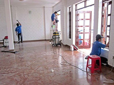 Vệ sinh nhà cửa