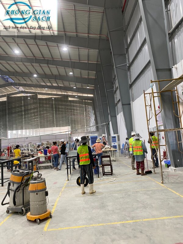 Dịch vụ vệ sinh nhà xưởng